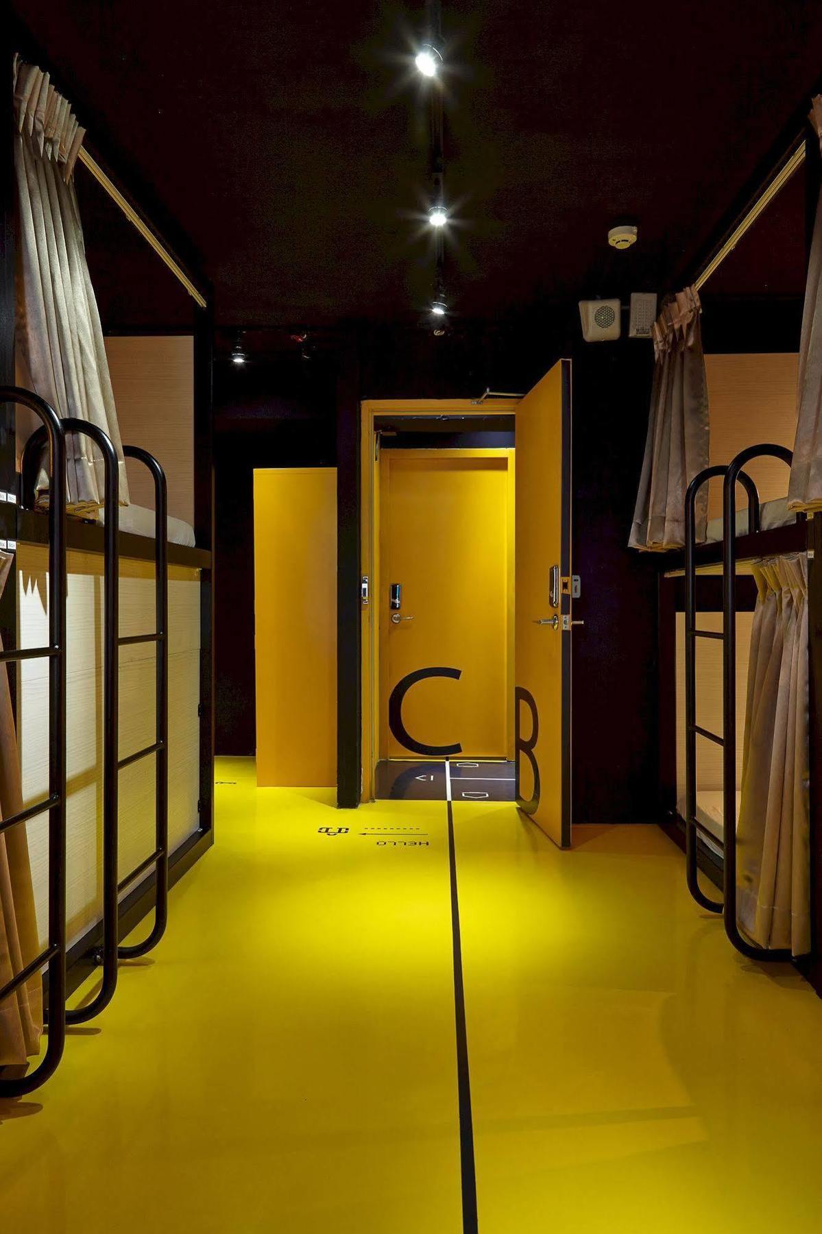 Here X There Hostel Taipei Main Station Ngoại thất bức ảnh