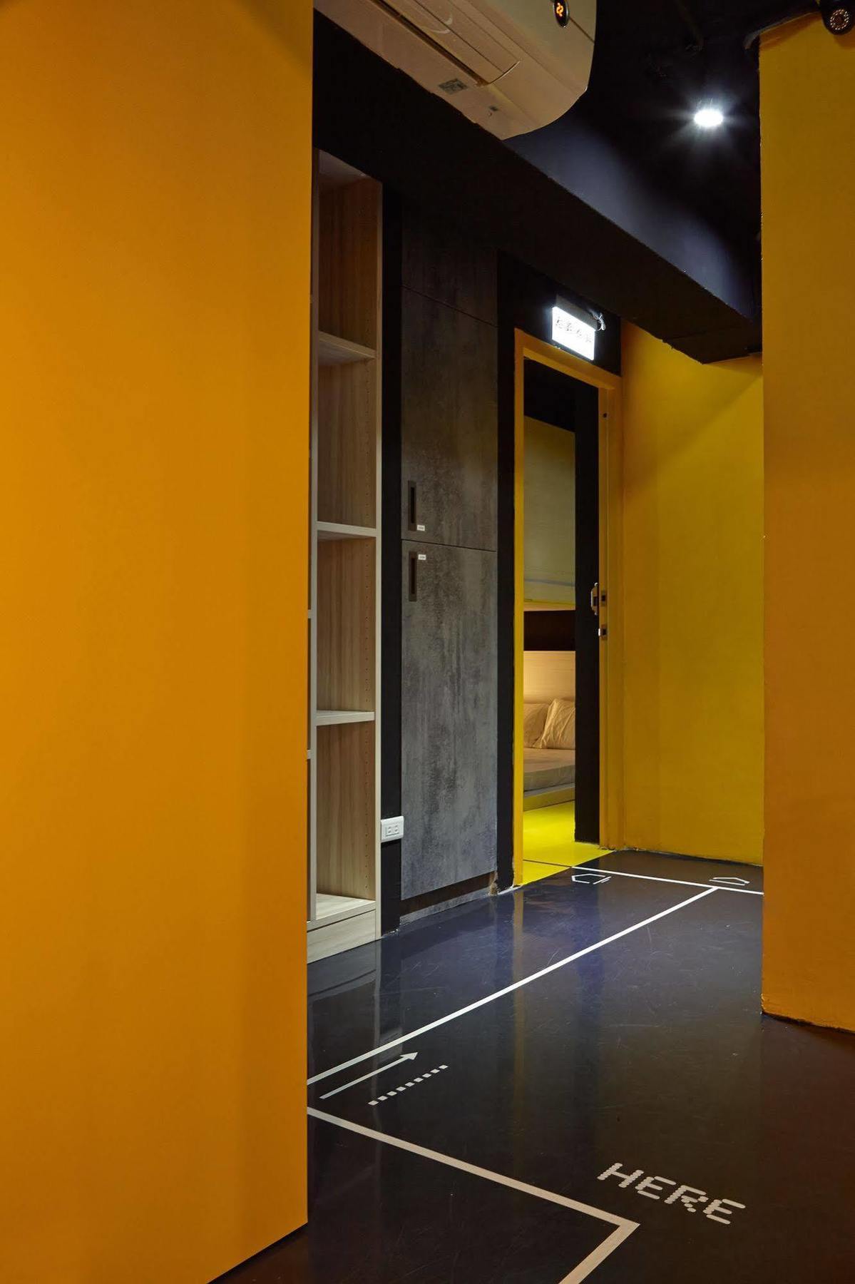 Here X There Hostel Taipei Main Station Ngoại thất bức ảnh